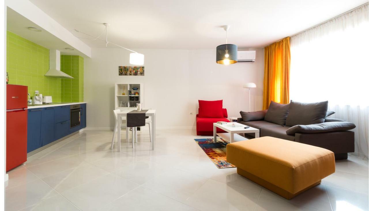 Pop Your Colors - Funky And Modern 1Bdr Apt By Flat Mаnager Plovdiv Kültér fotó