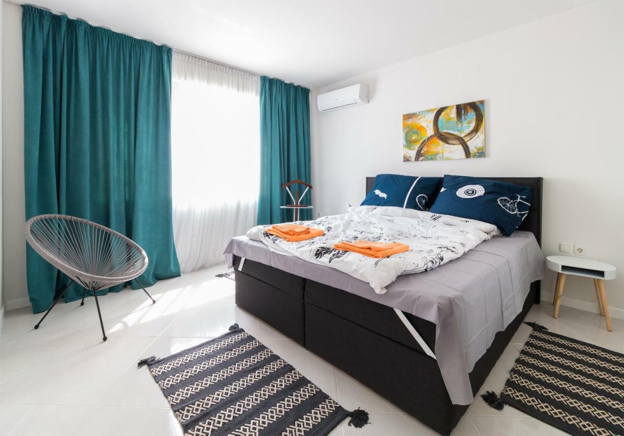 Pop Your Colors - Funky And Modern 1Bdr Apt By Flat Mаnager Plovdiv Kültér fotó