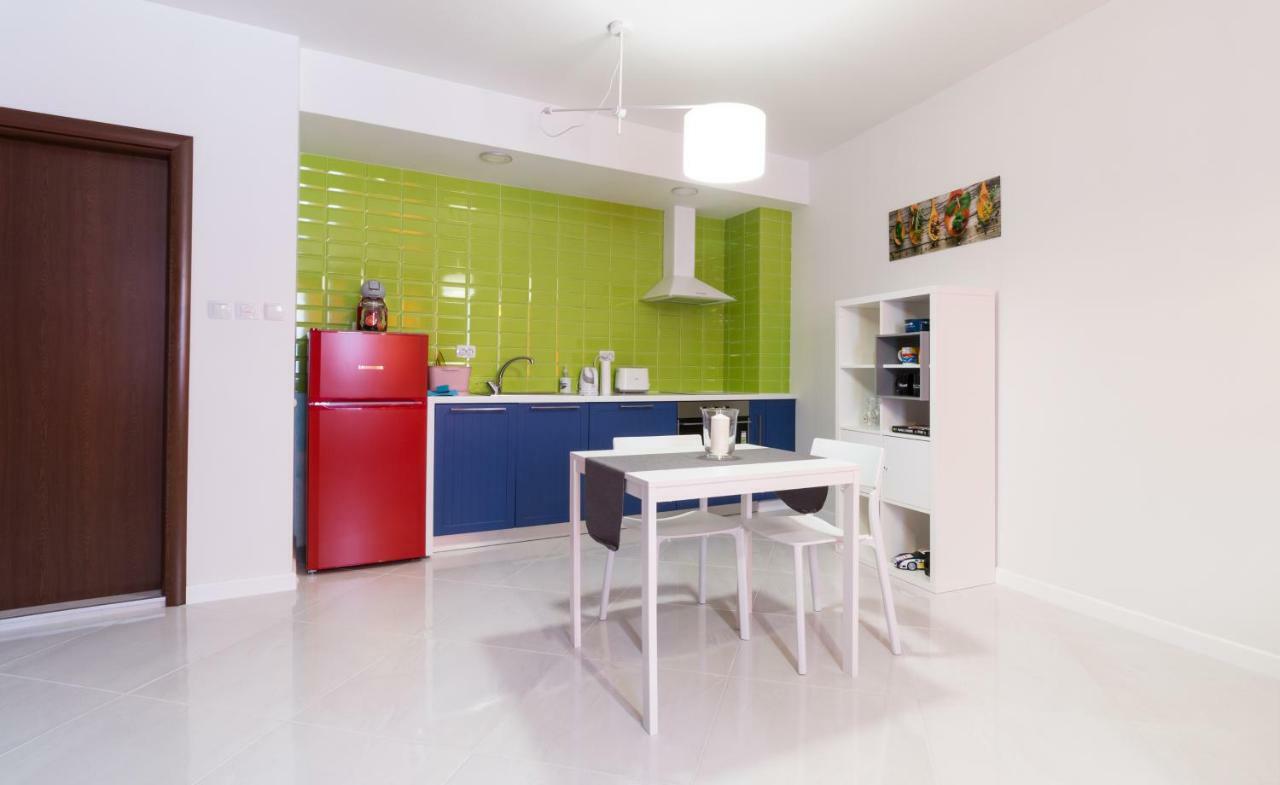 Pop Your Colors - Funky And Modern 1Bdr Apt By Flat Mаnager Plovdiv Kültér fotó